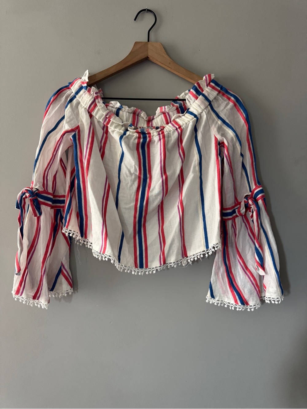 NWT | Red Carter | off the shoulder red white and blue open back blouse | XS